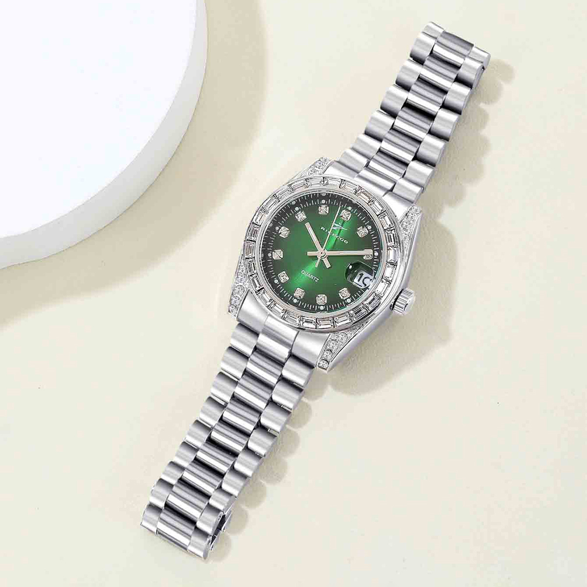 Montre classique pour femme av - Watch Bezel Insert avis et prix